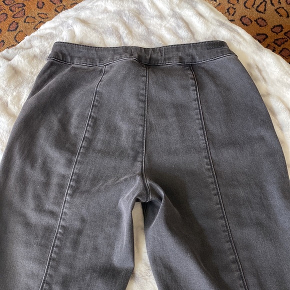 Guess Sexy Black Jeans with lacing down front of legs and seam down back! - Picture 5 of 14